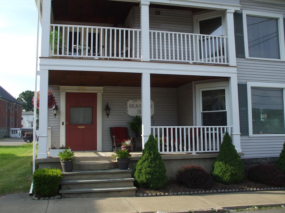 The Bradford Inn Towanda Екстер'єр фото