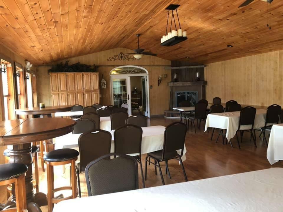 The Bradford Inn Towanda Екстер'єр фото