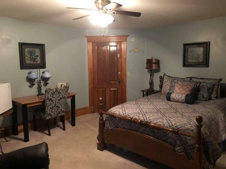The Bradford Inn Towanda Екстер'єр фото